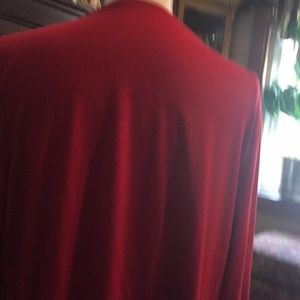 Long sleeve top w lap over vneck